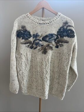 Vintage Weekend Edition Cable Knit Floral Sweater Embroidered Cottagecore Size S